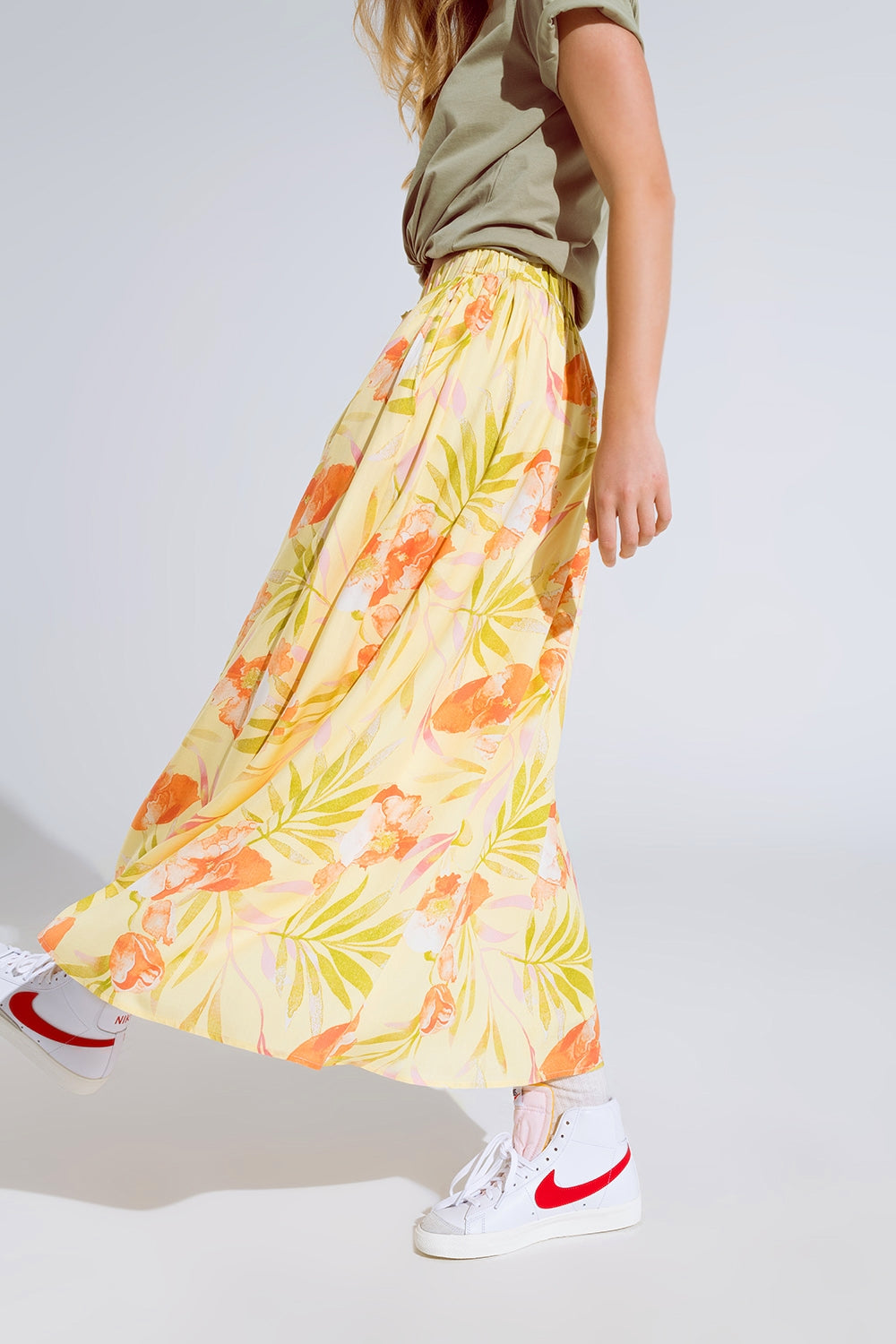 maxi gonna gialla con stampa tropicale
