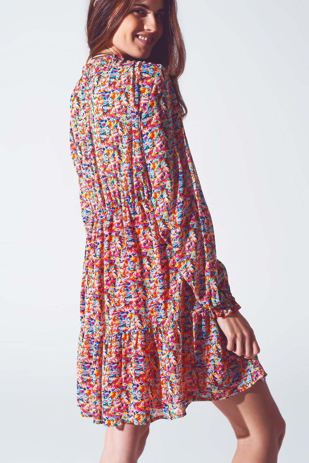 Mini abito floreale con scollo a V in multicolore
