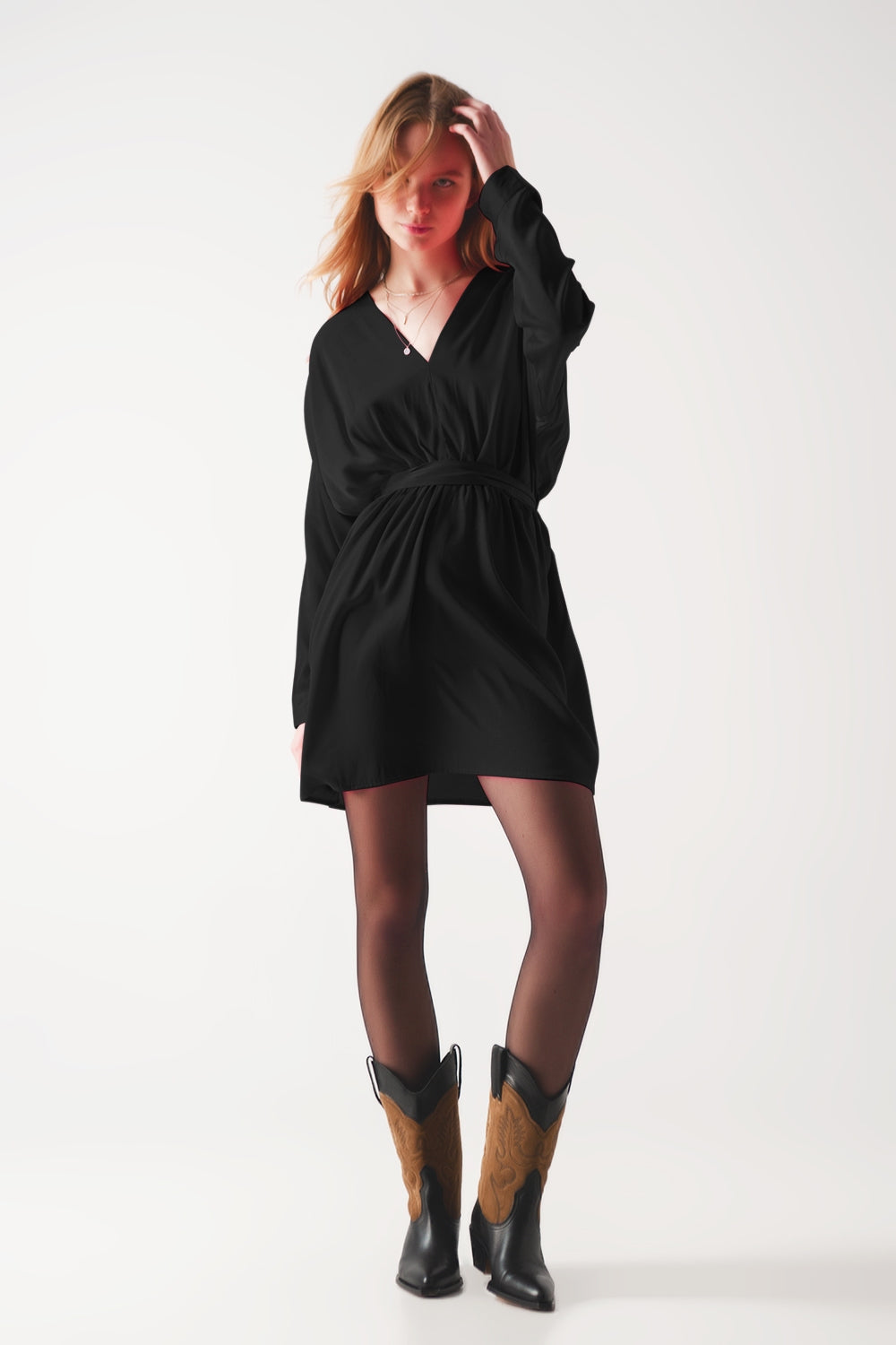 Q2 Mini vestito in raso nero
