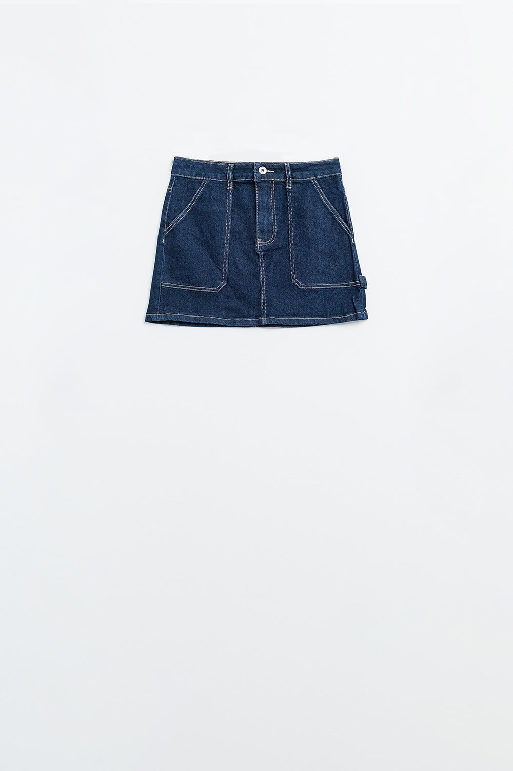 Minigonna in denim lavaggio scuro con tasche anteriori