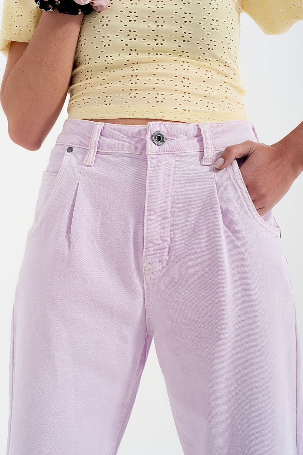 Mom jeans a vita alta con pieghe sul davanti in lilla