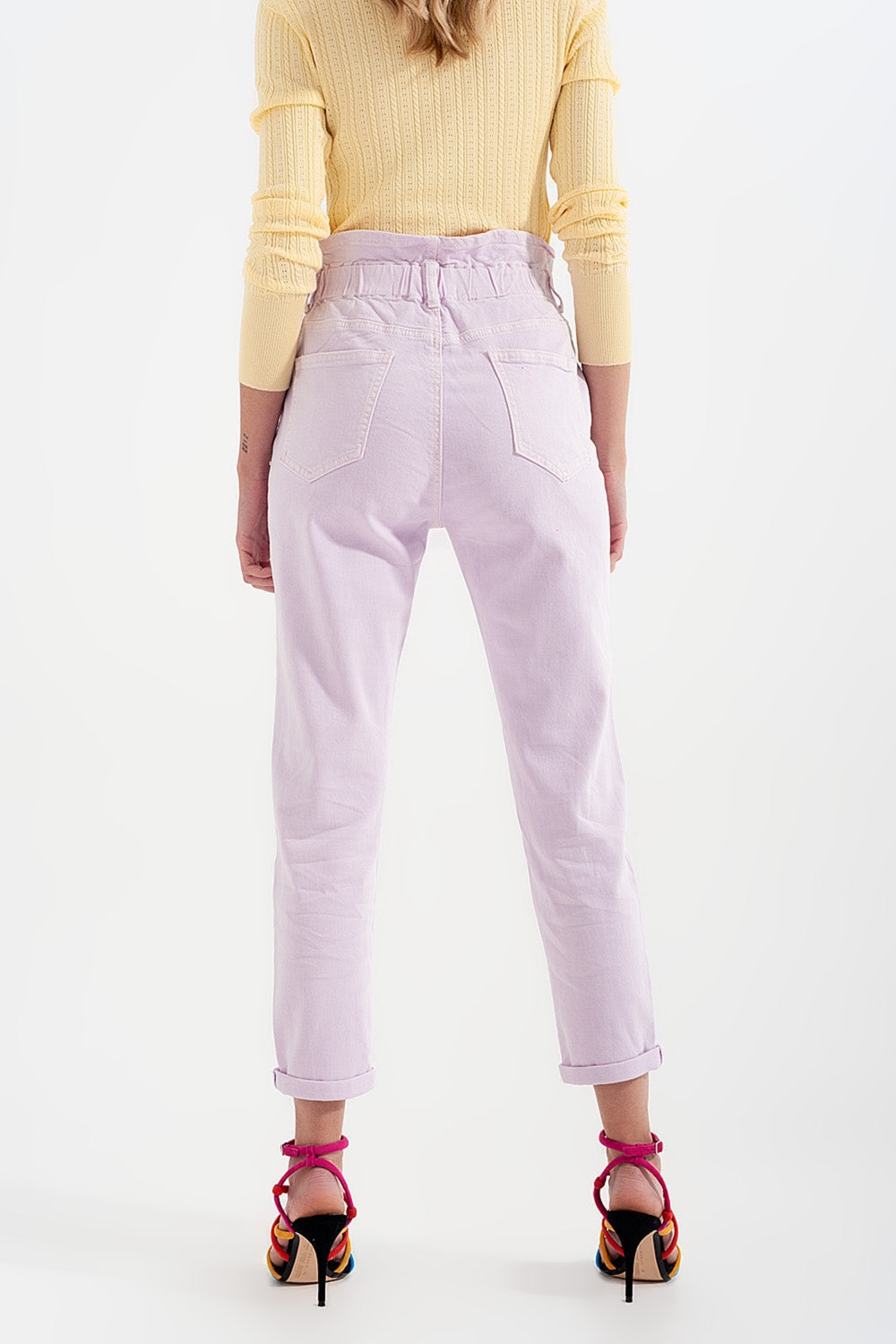 Mom jeans con cintura elasticizzata paperbag lilla