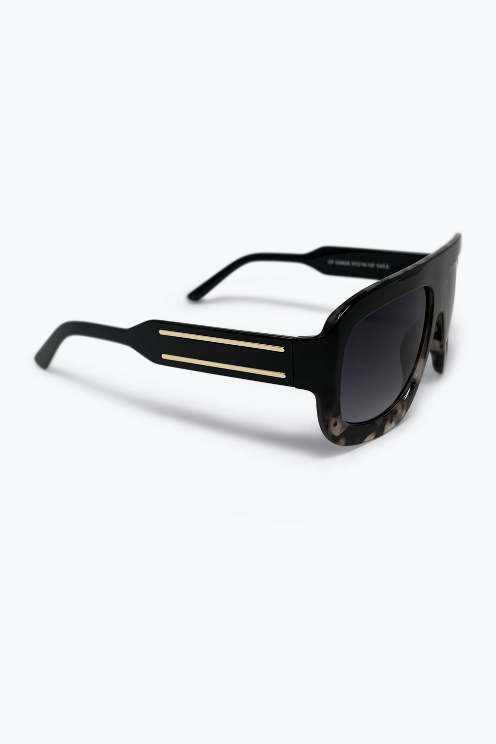 Occhiali da sole oversize a mascherina con montatura in acetato tartarugato nero e lenti sfumate