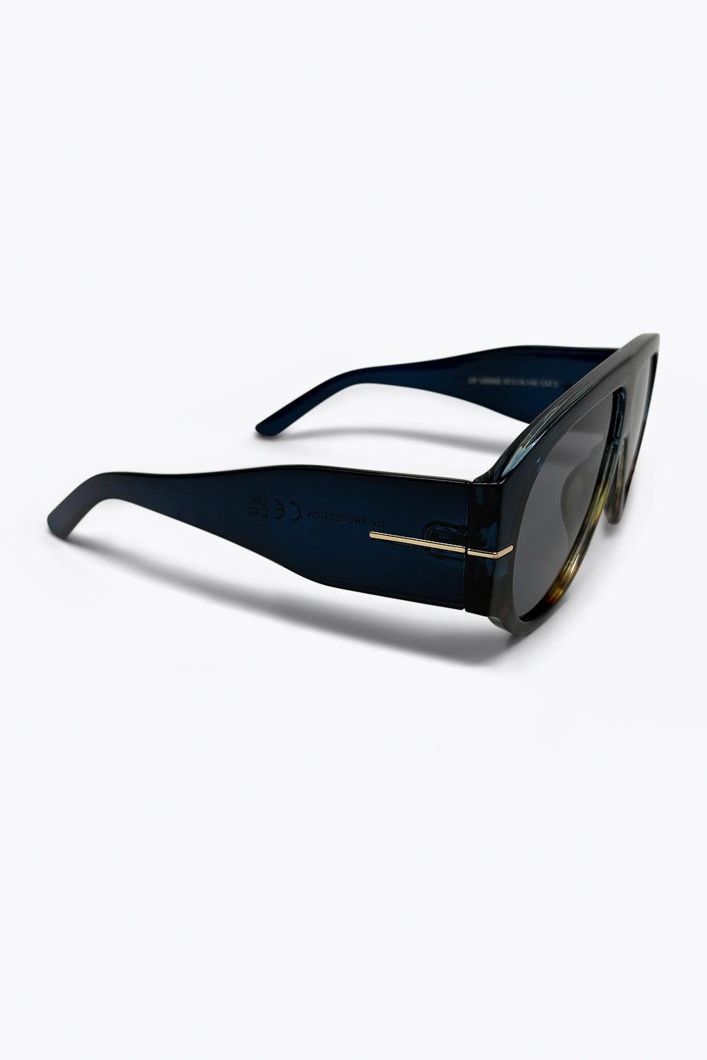 Occhiali da sole oversize con montatura a scudo gradiente blu navy e rifiniture tartarugate