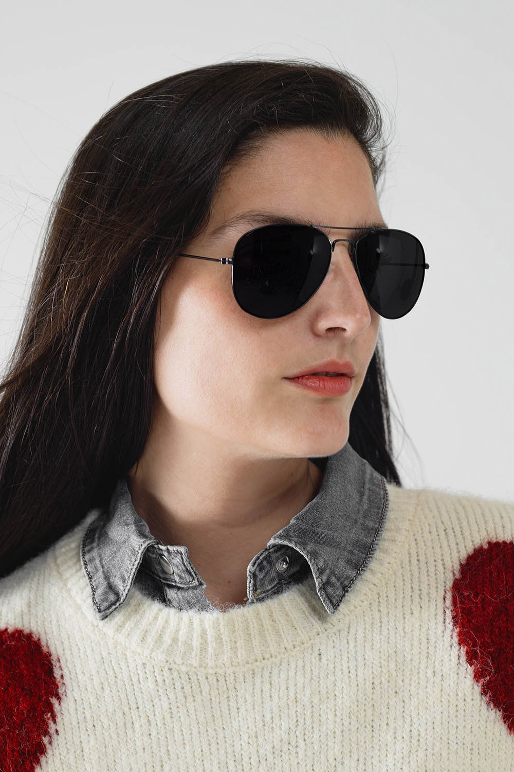 Occhiali da sole retro Aviator con lenti fumé in nero