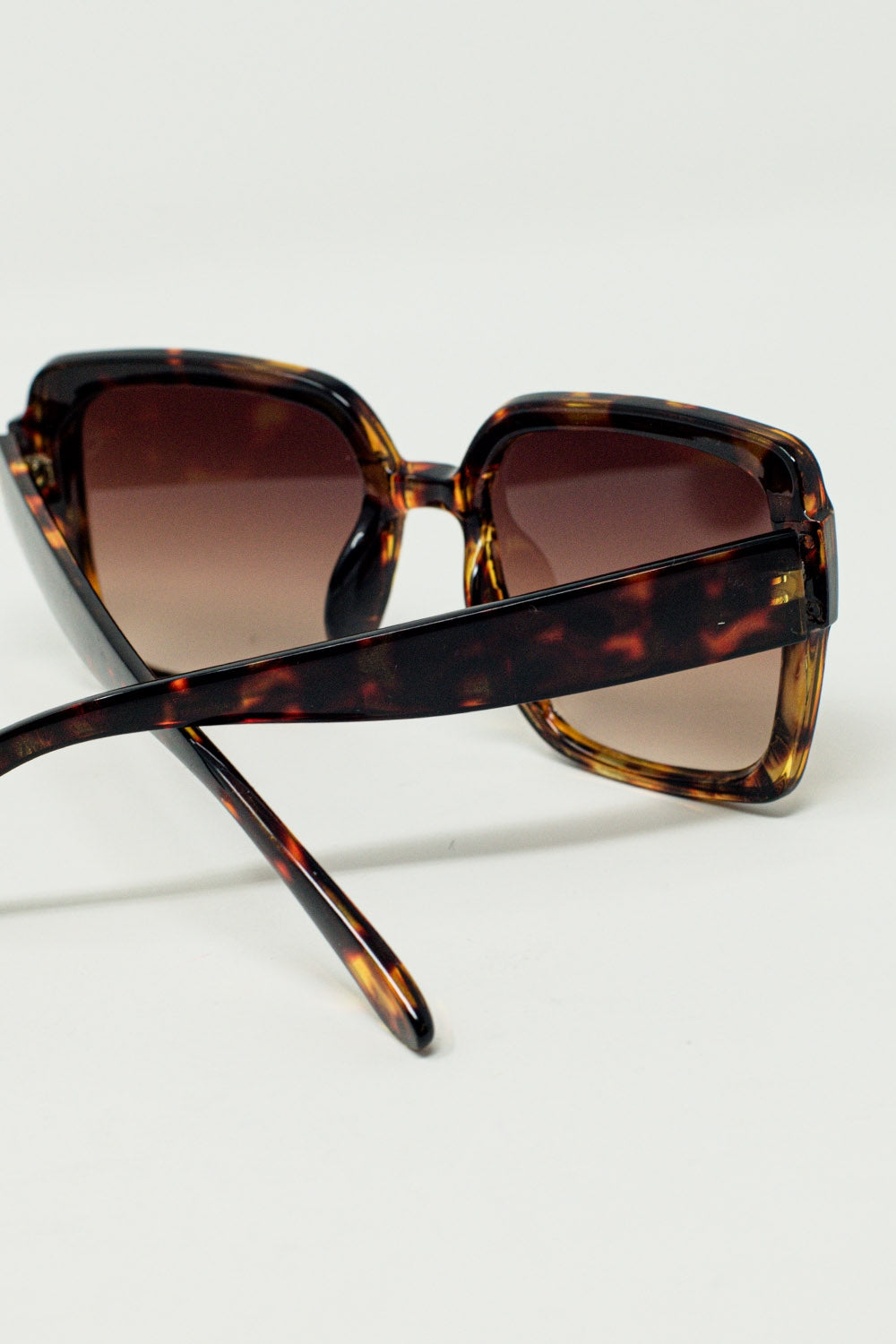 Occhiali da sole squadrati oversize Cat Eye in marrone