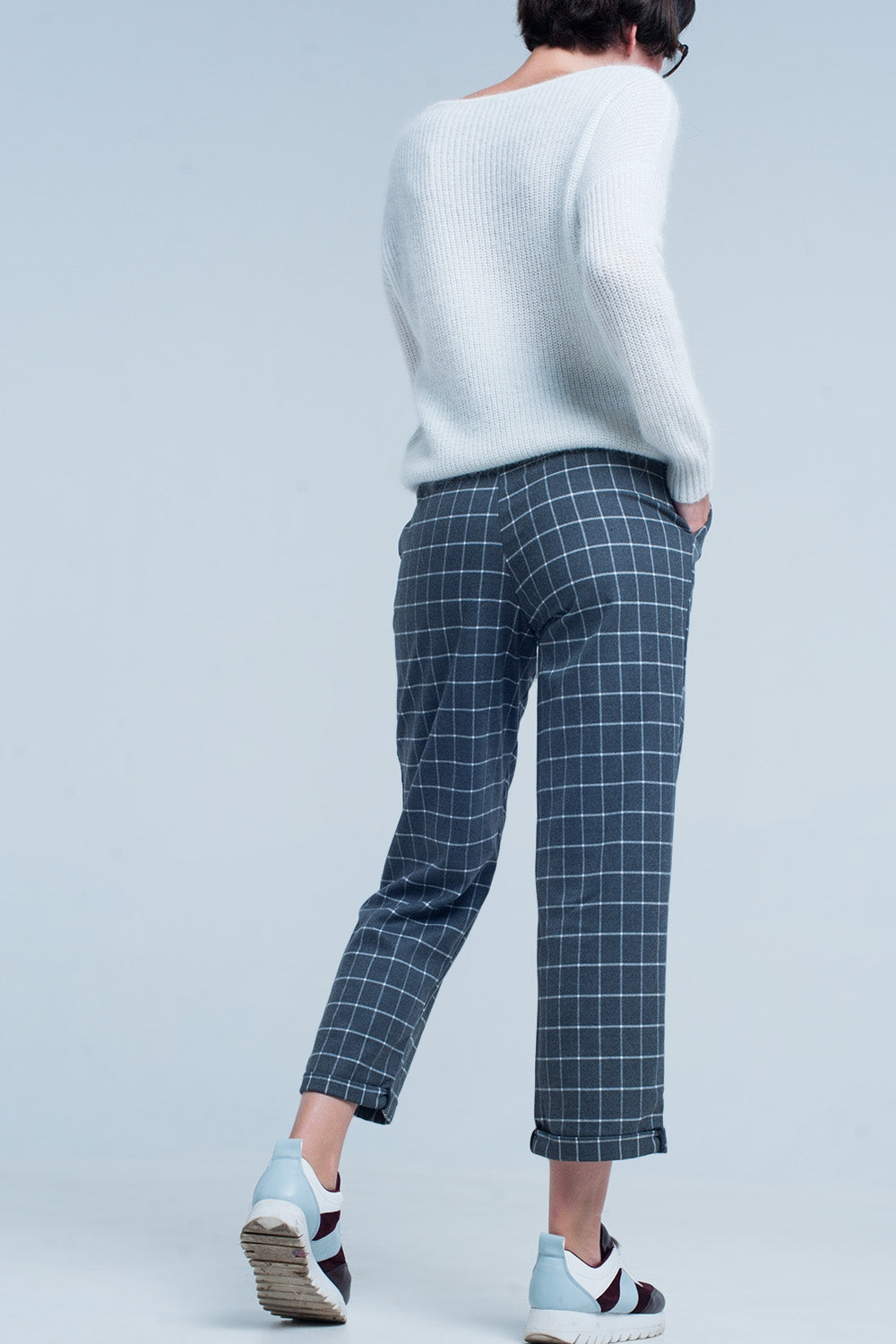 Pantalone grigio in stampa a quadri
