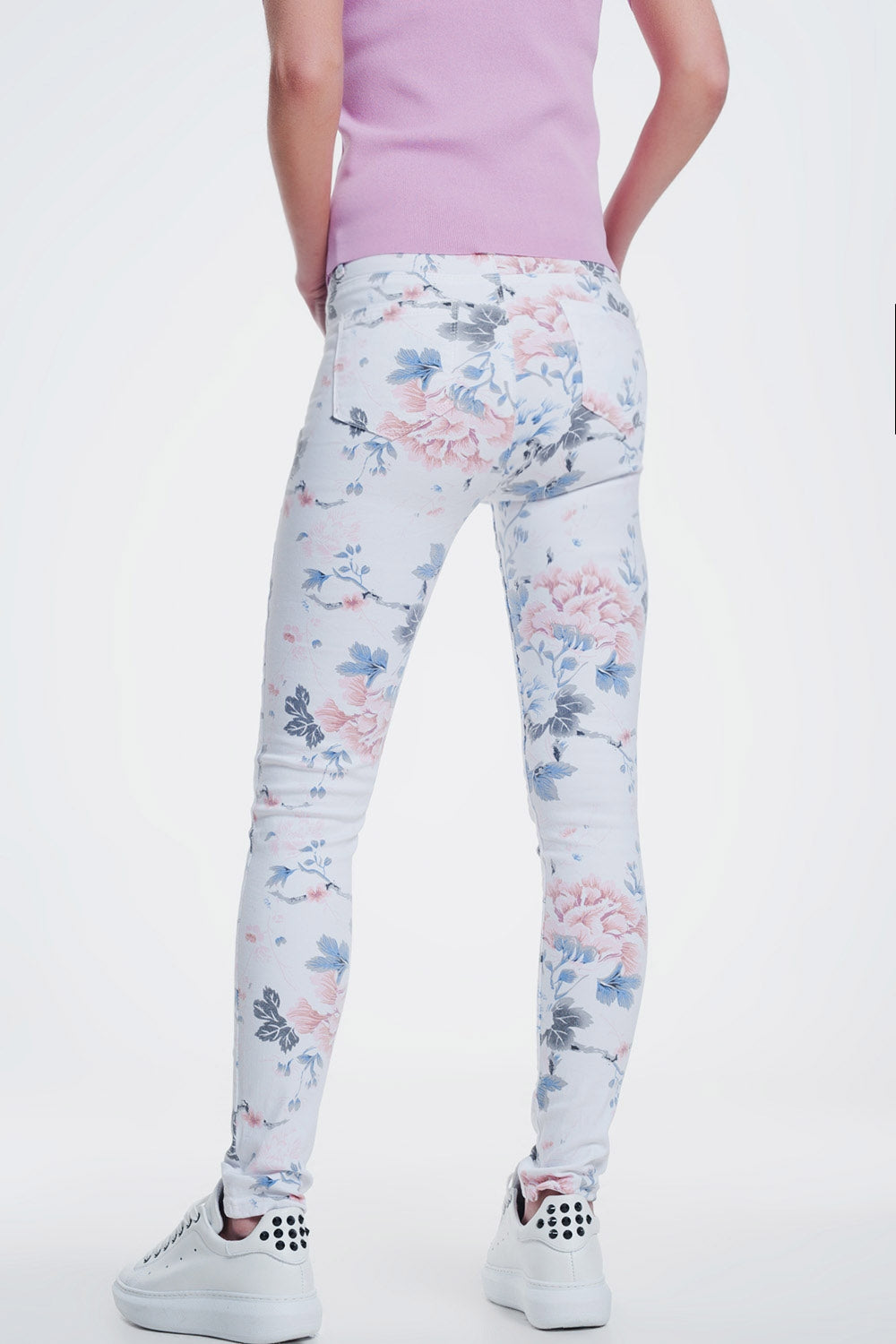 Pantalone skinny bianchi con stampa floreale