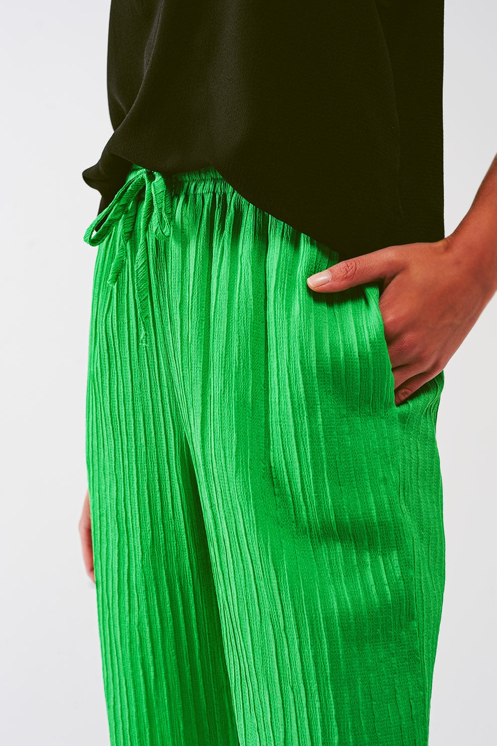 Pantaloni a righe larghi in verde