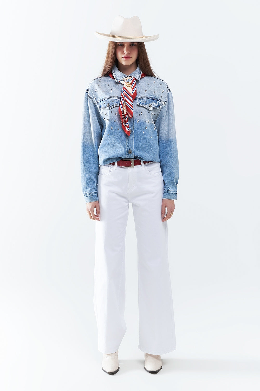Pantaloni bianchi a gamba larga