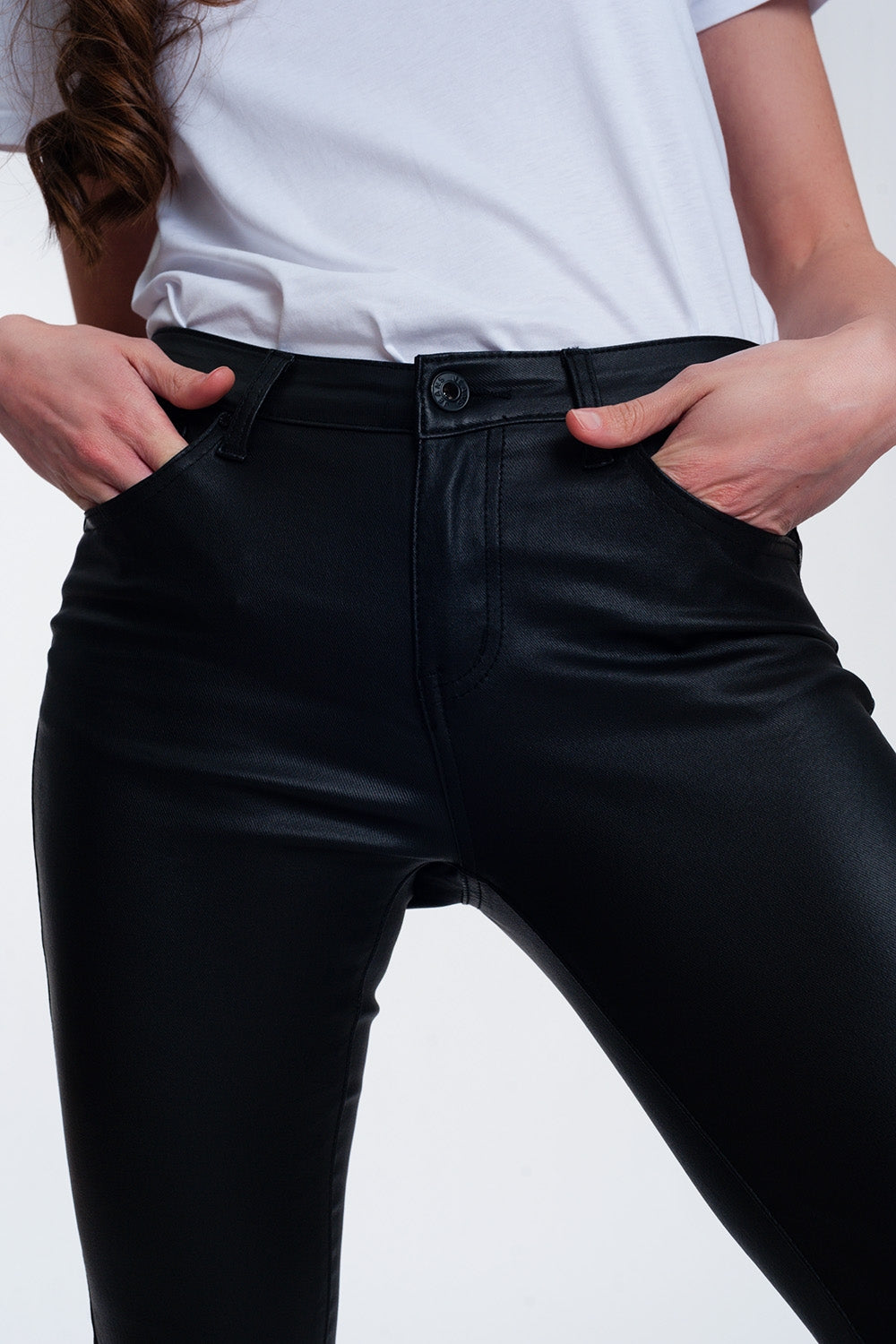 Pantaloni in tessuto spalmato nero