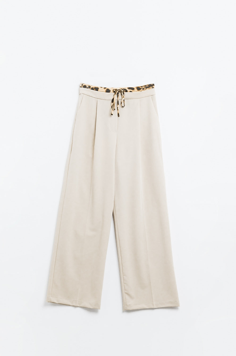 Pantaloni lunghi beige a pieghe con dettaglio leopardato in vita