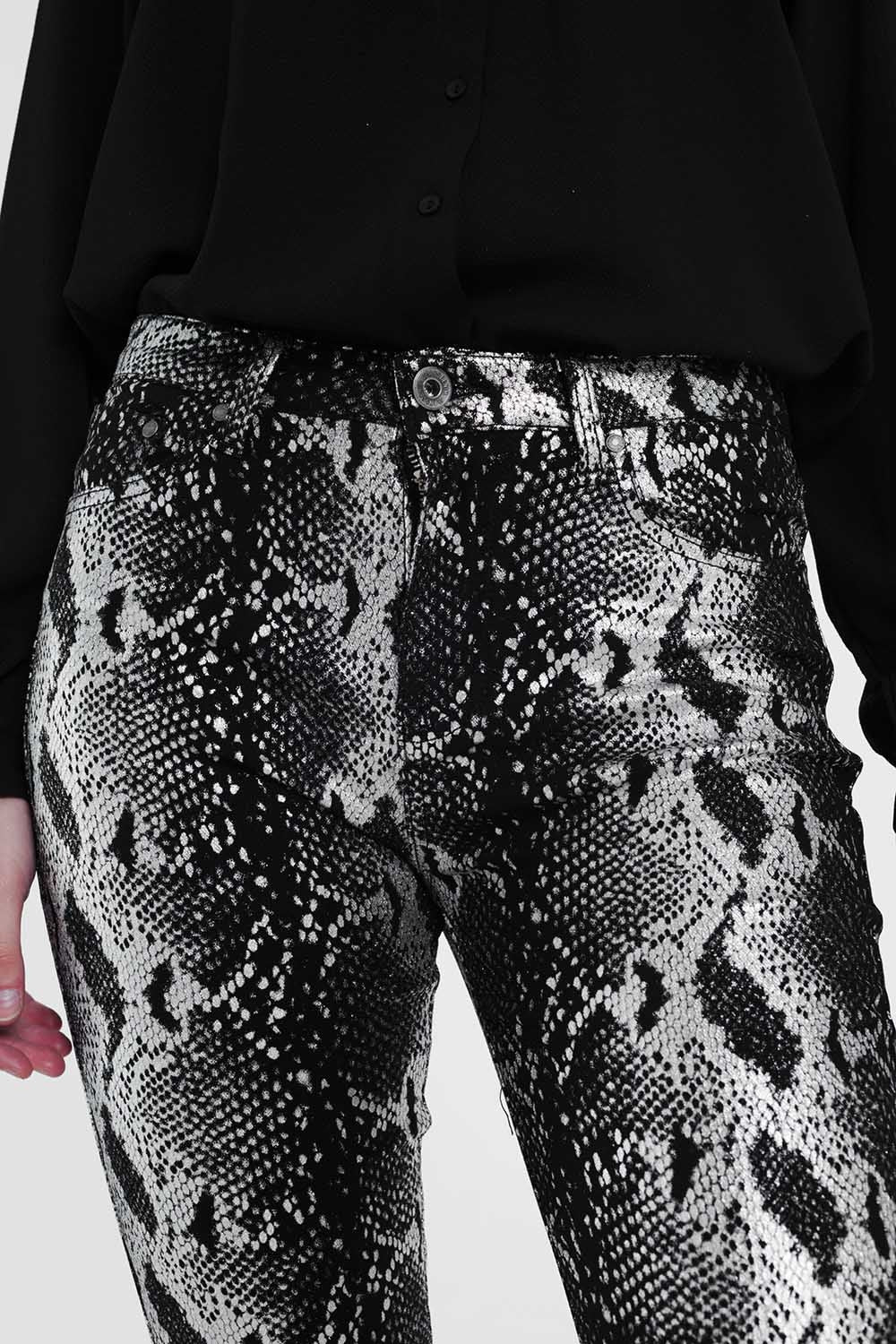 Pantaloni neri slim animalier