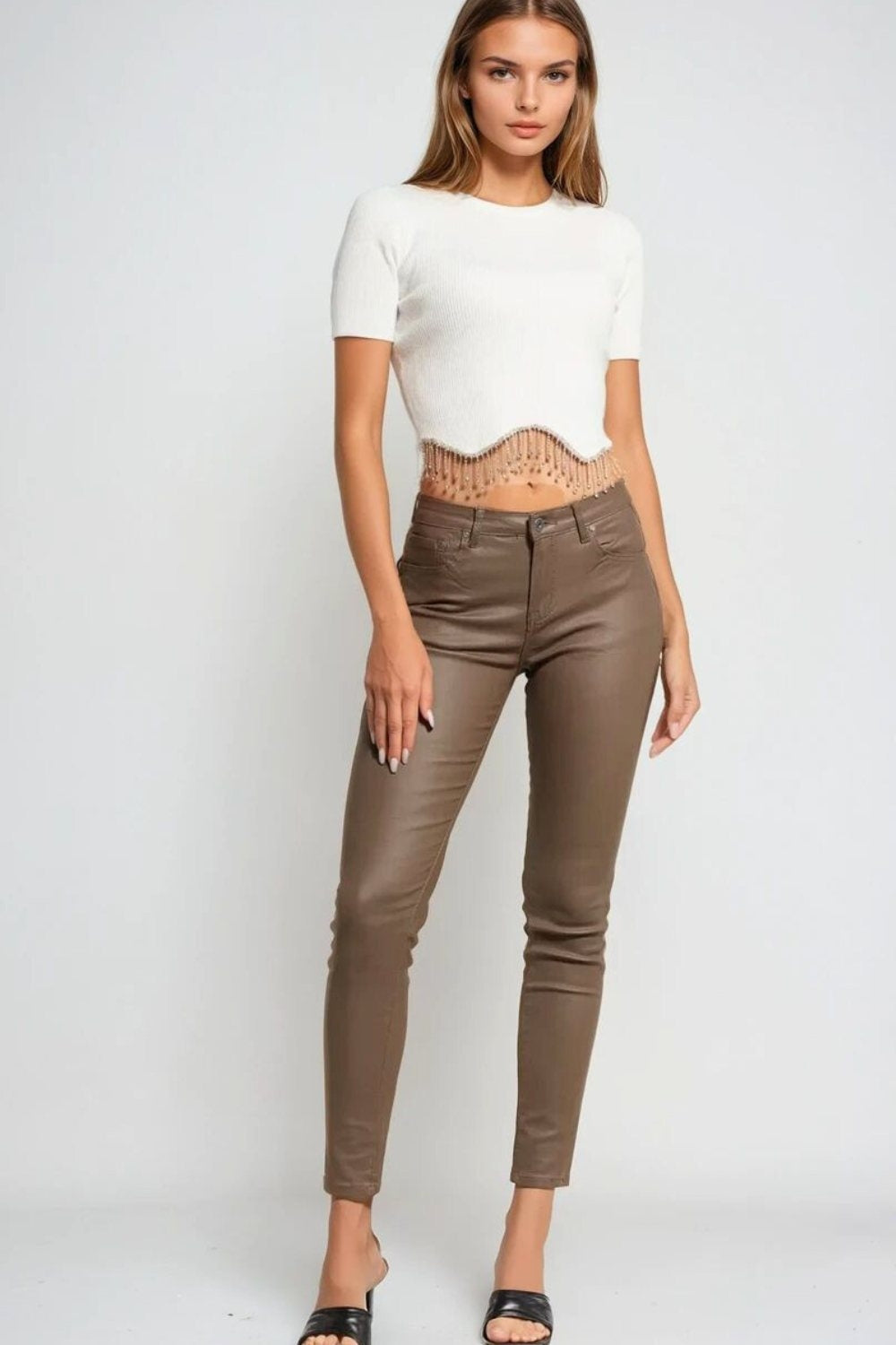Q2 Pantaloni super skinny in ecopelle beige