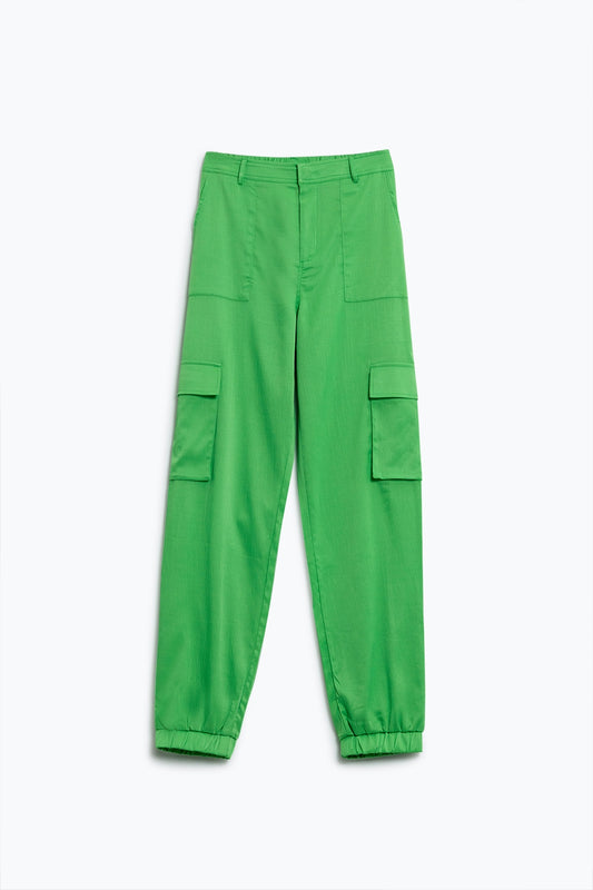 Q2 Pantaloni verdi raso con tasche laterali e passanti per cintura