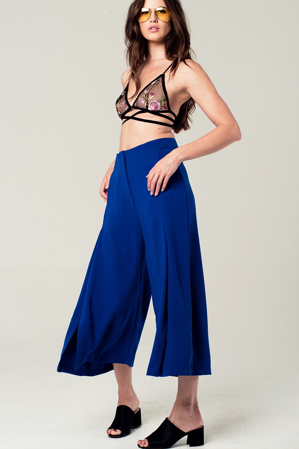 Reggiseno triangolo nero con fiori
