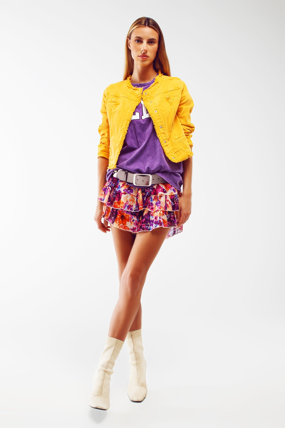 Shorts con bordo sfrangiato in stampa floreale