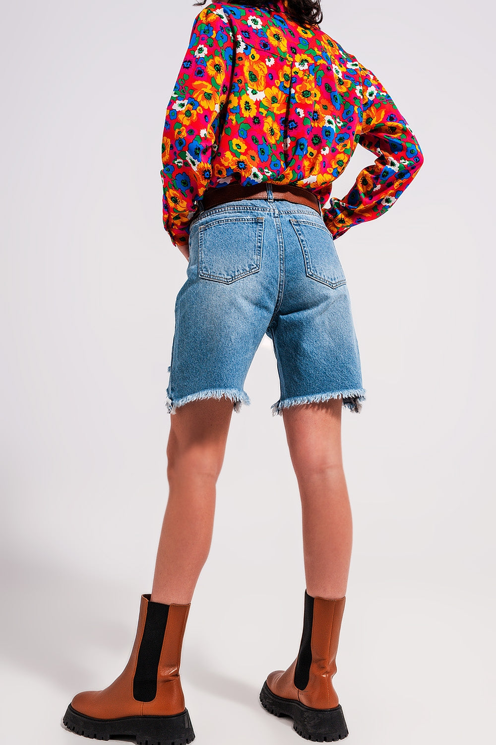 Shorts sfilacciati denim chiaro