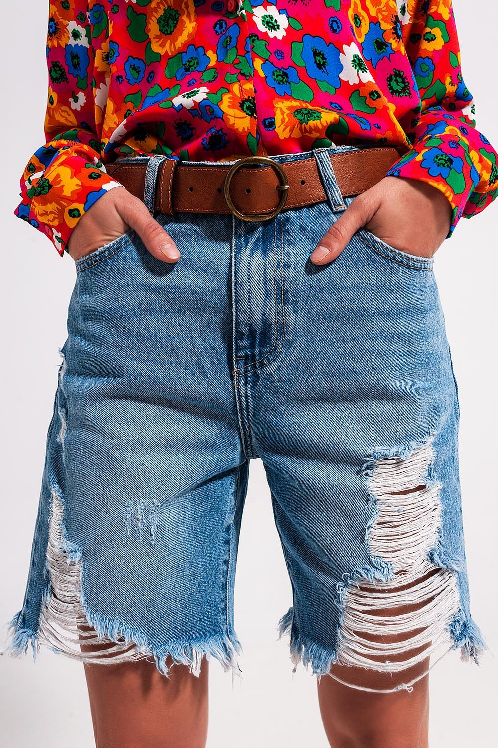 Shorts sfilacciati denim chiaro