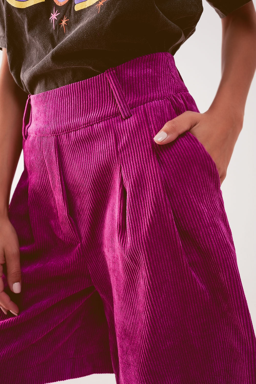 Shorts taglio lungo fucsia in velluto