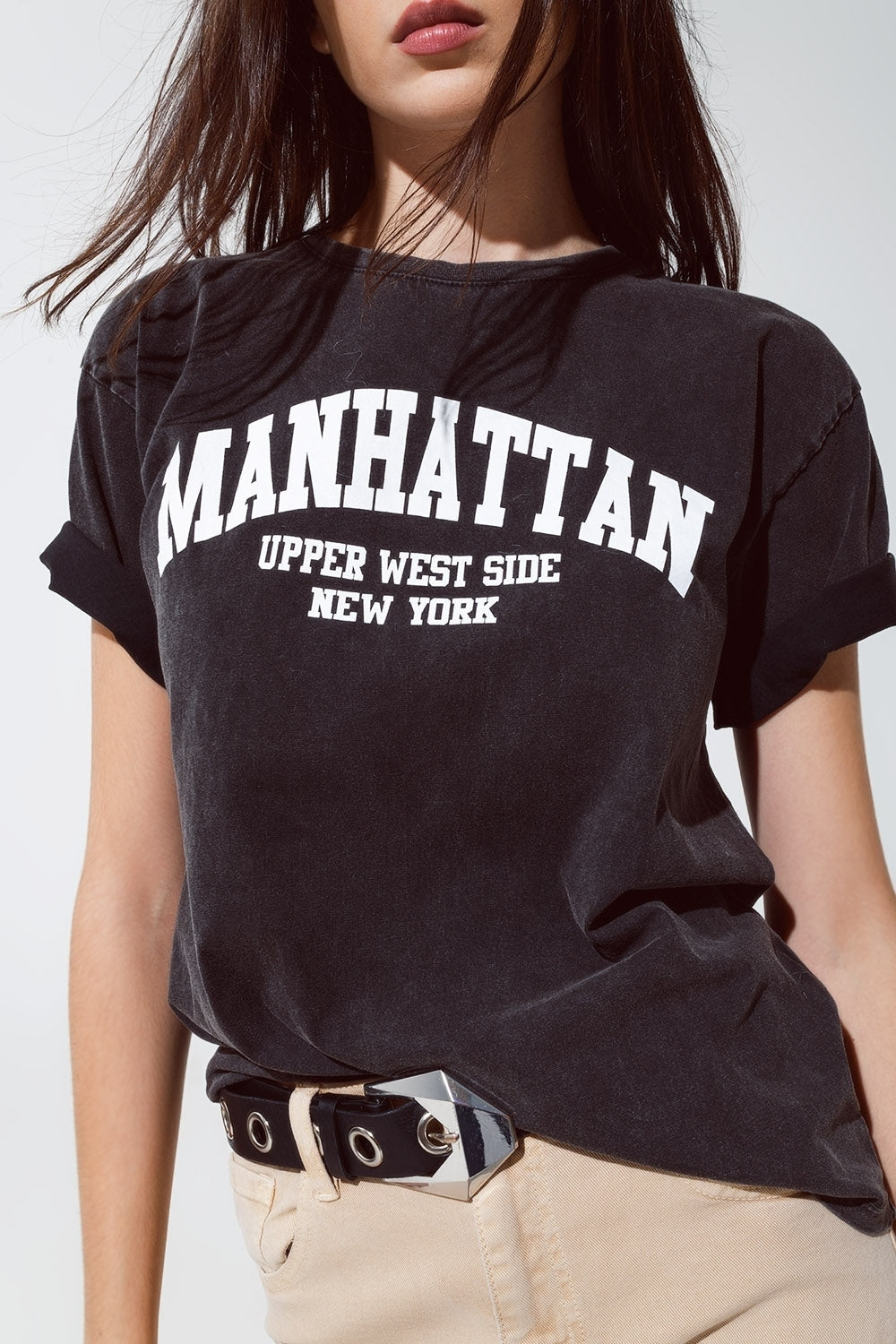 T-shirt a maniche corte con testo grafico Manhattan sul davanti in nero vintage