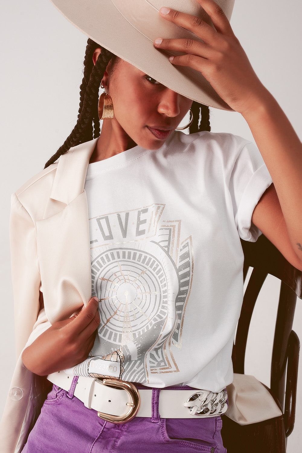 t-shirt bianca con logo vintage