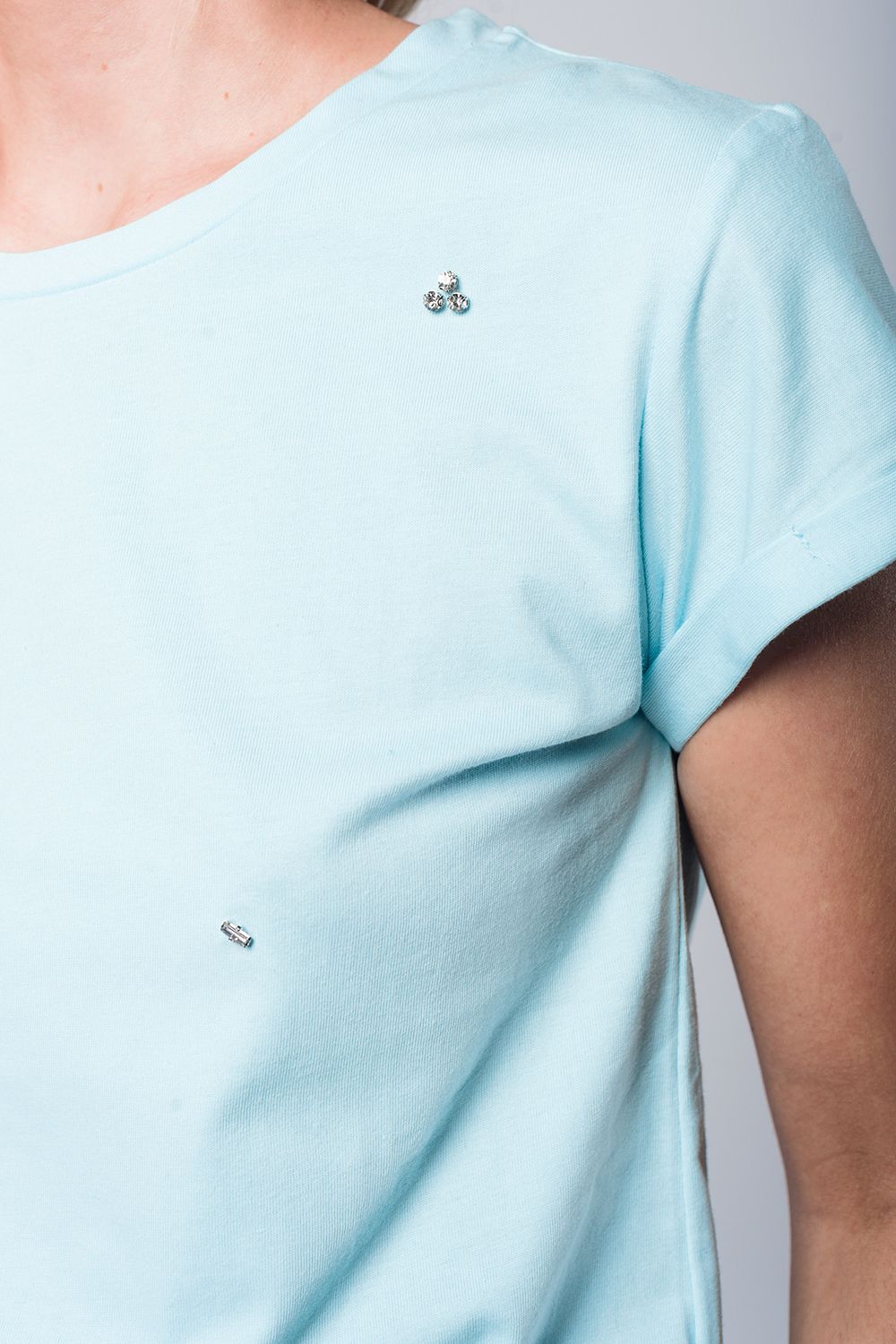 T-shirt blu con strass