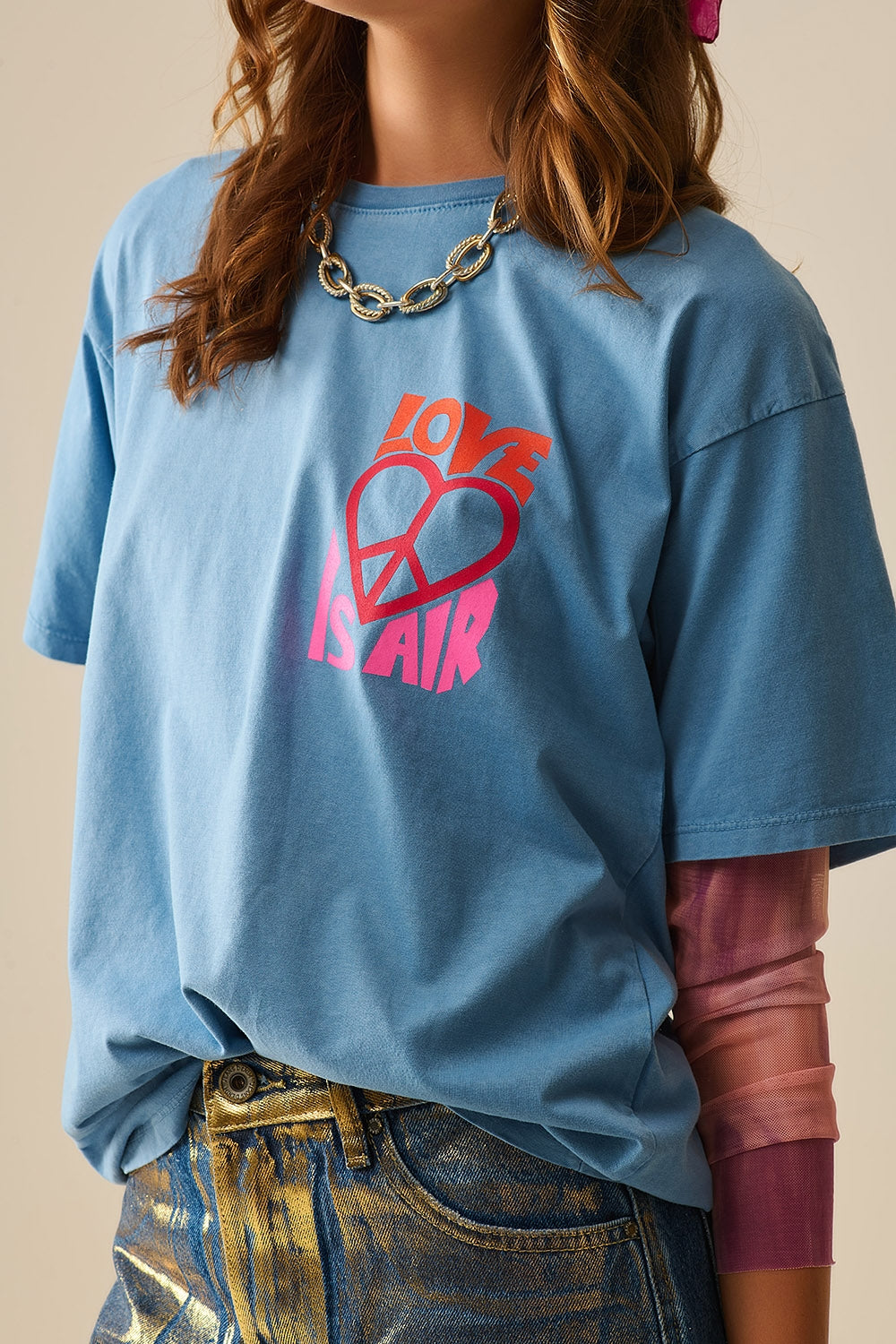 T-Shirt blu made in italy con logo Love is Air e Cuore con Pace