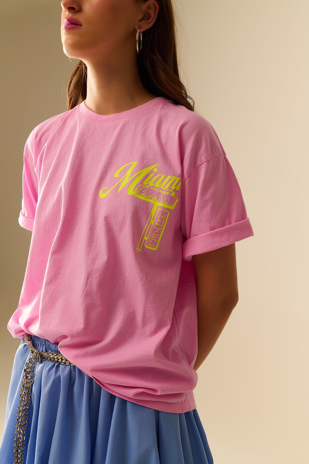 T-shirt rosa con stampa del logo Miami in giallo