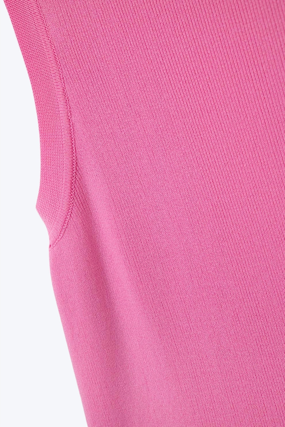 Top a coste con scollo a barca in fucsia