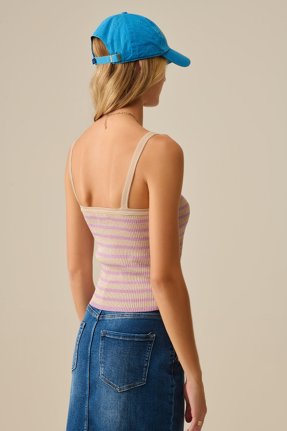 top beige con strisce e spalline lilla