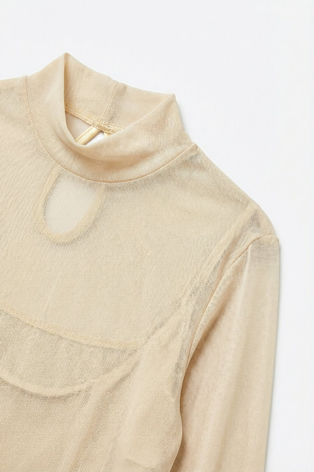 Top body a maniche lunghe in rete trasparente color crema