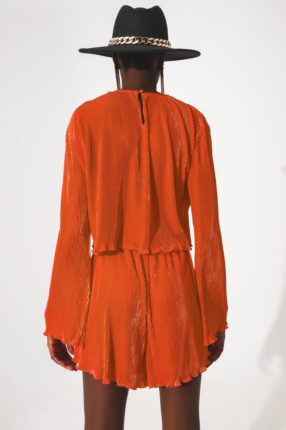 Top corto con scollo rotondo plissé in arancio