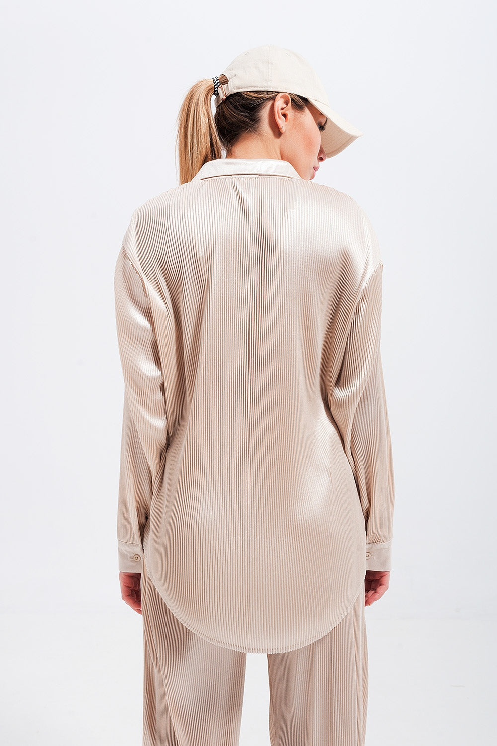 Camicia oversize in raso color champagne