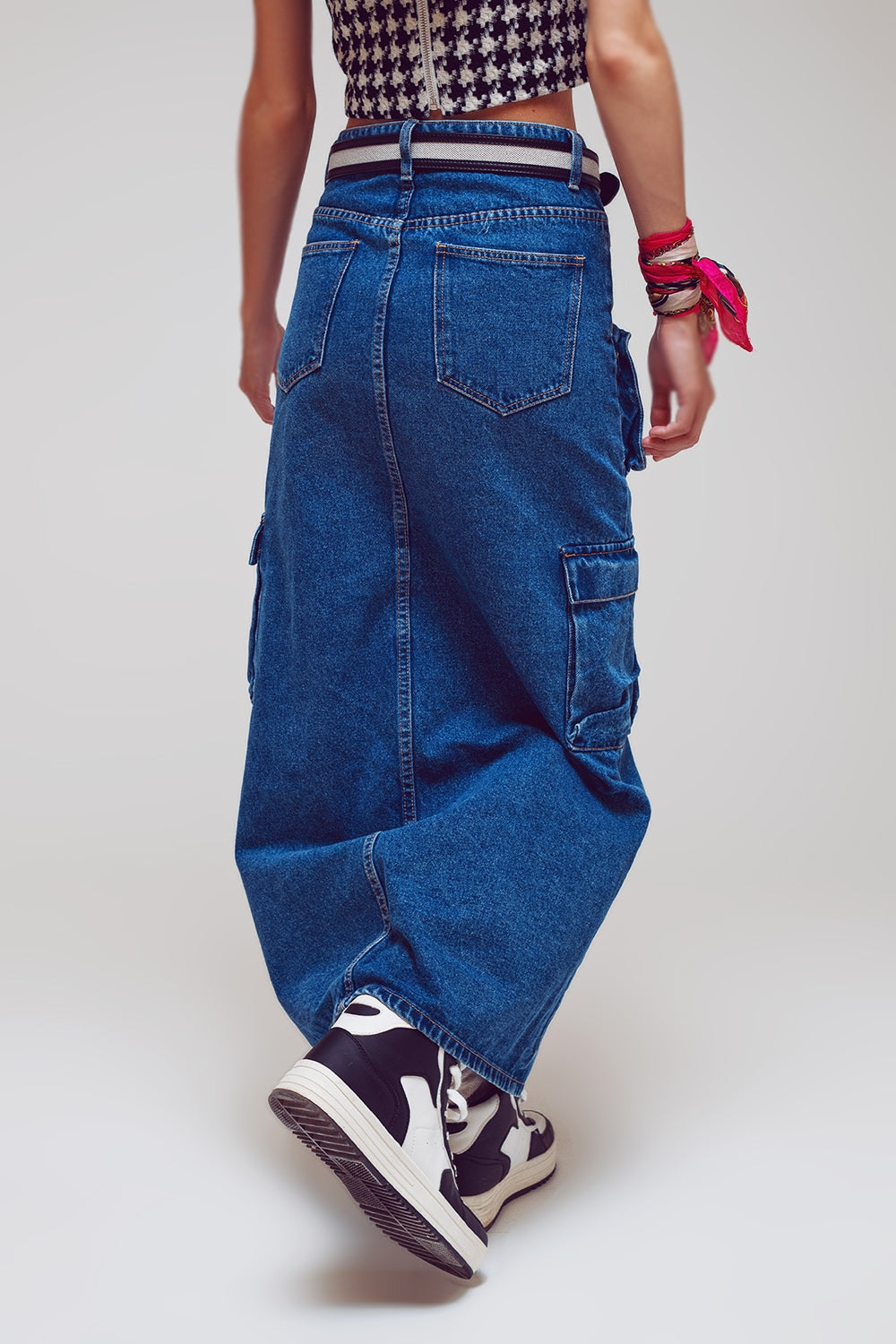 Gonna cargo lunga in denim con bottoni in lavaggio medio