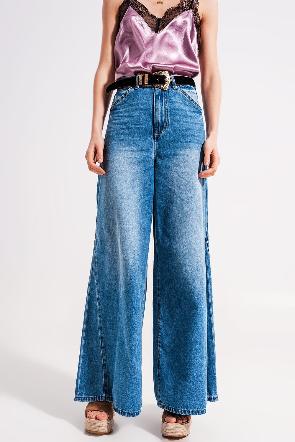 Jeans a fondo ampio lavaggio blu medio