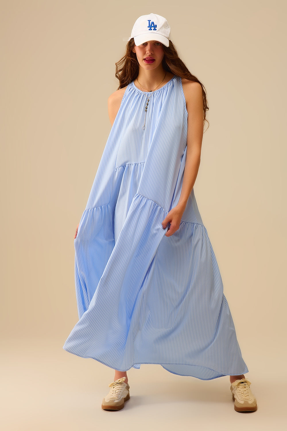 Abito a righe con aletta blu e bianco