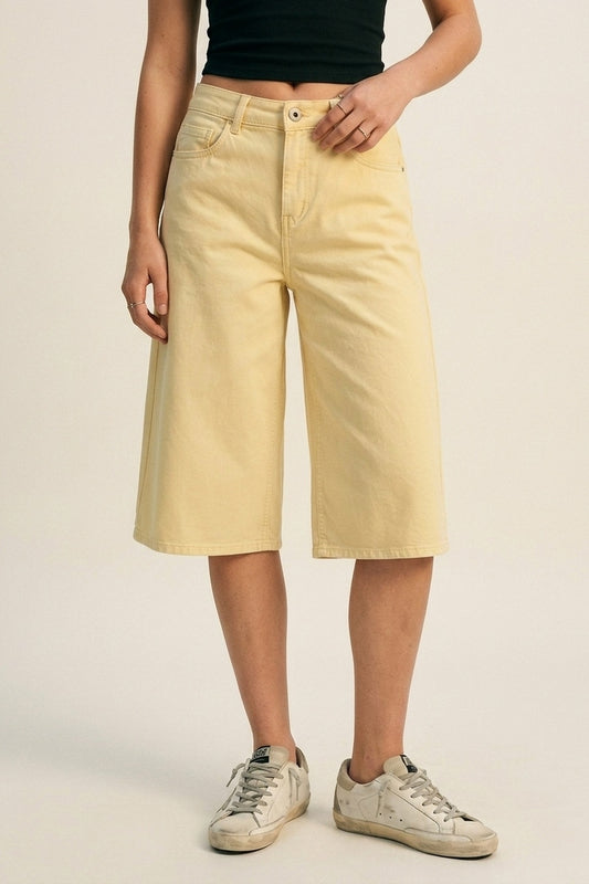 Q2 Bermuda in denim elasticizzato color Giallo Burro