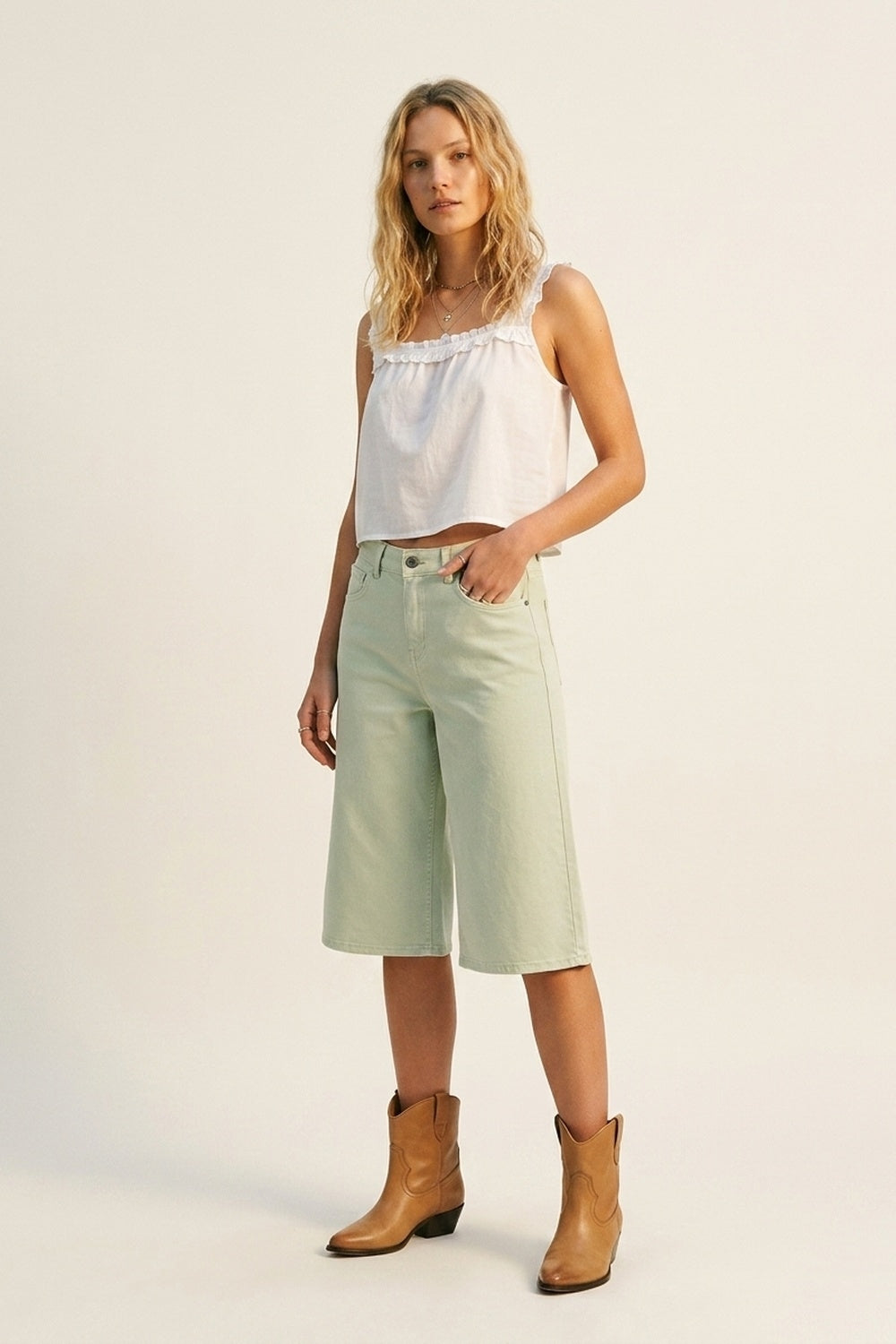 Bermuda in denim elasticizzato verde menta