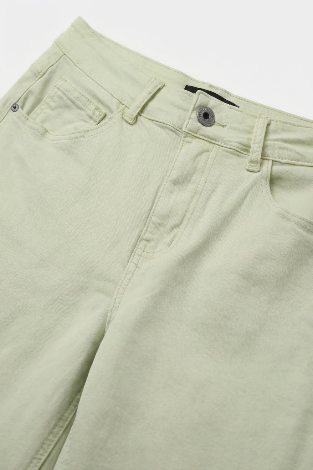 Bermuda in denim elasticizzato verde menta