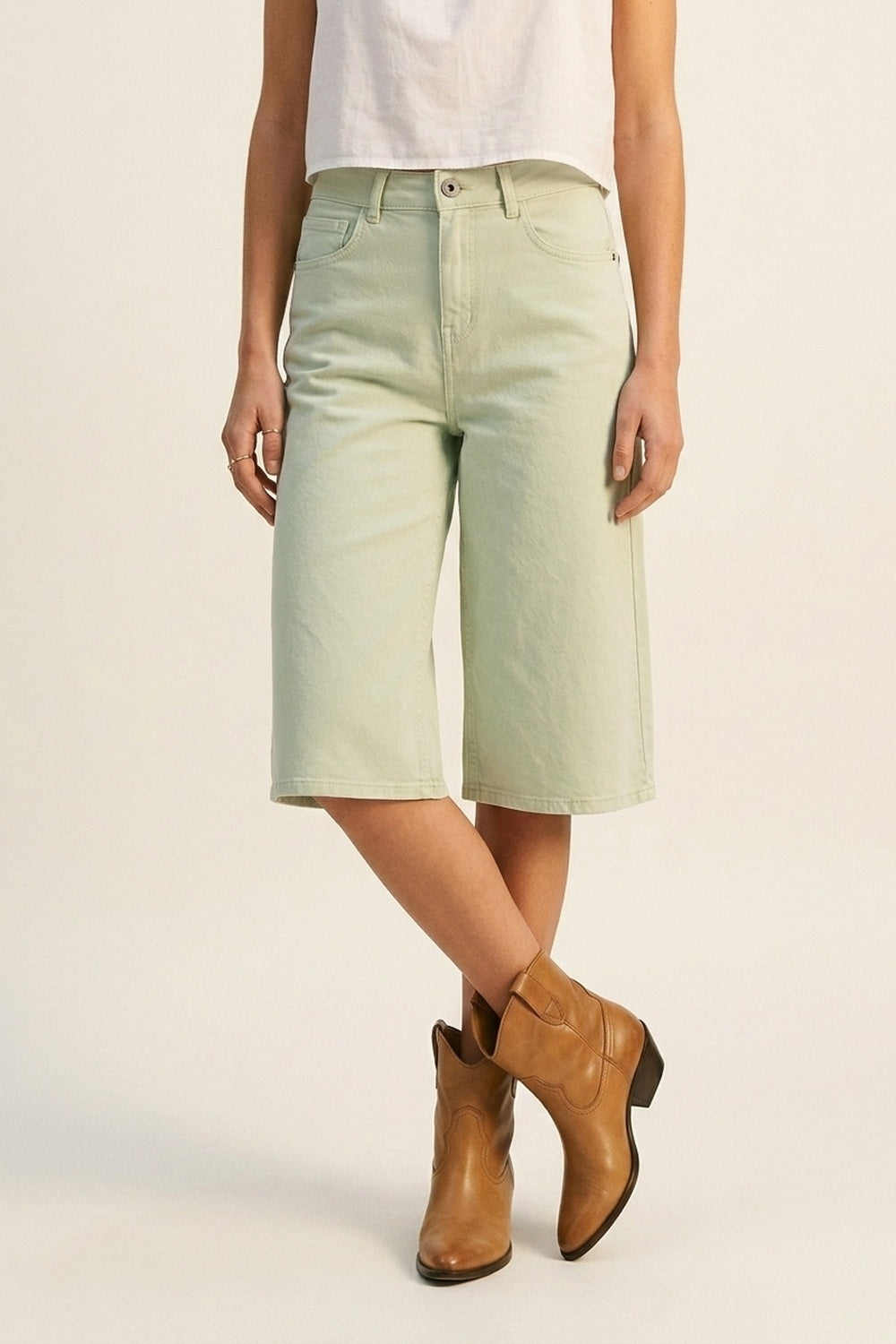 Bermuda in denim elasticizzato verde menta