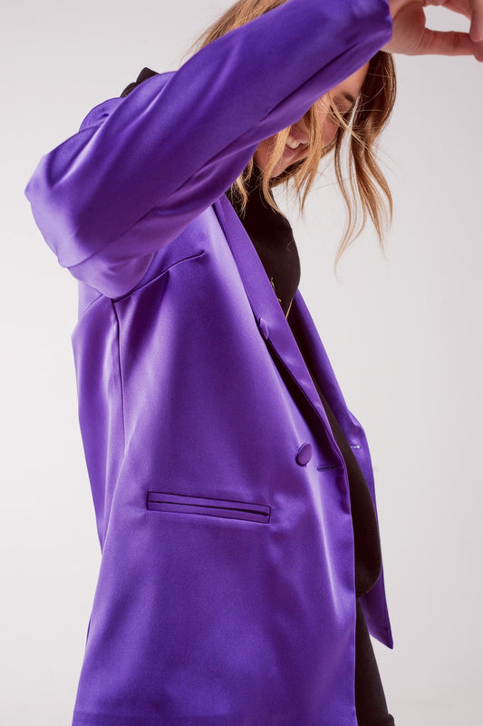 Blazer elegante in raso con bottoni a doppio petto in viola