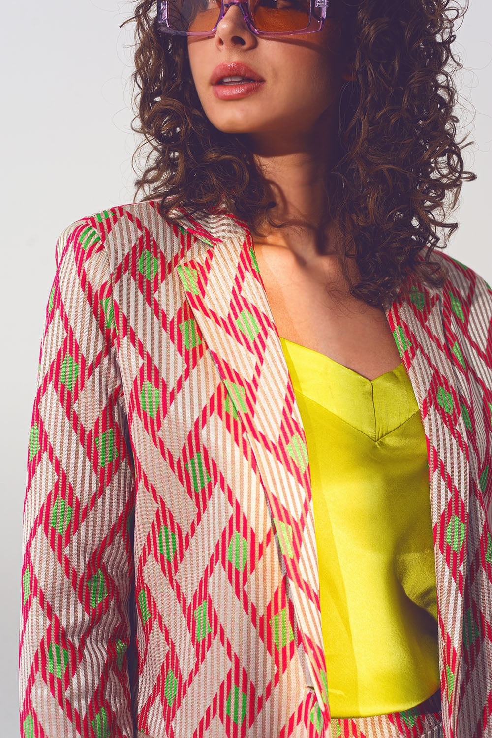 Blazer rosa con stampa geometrica