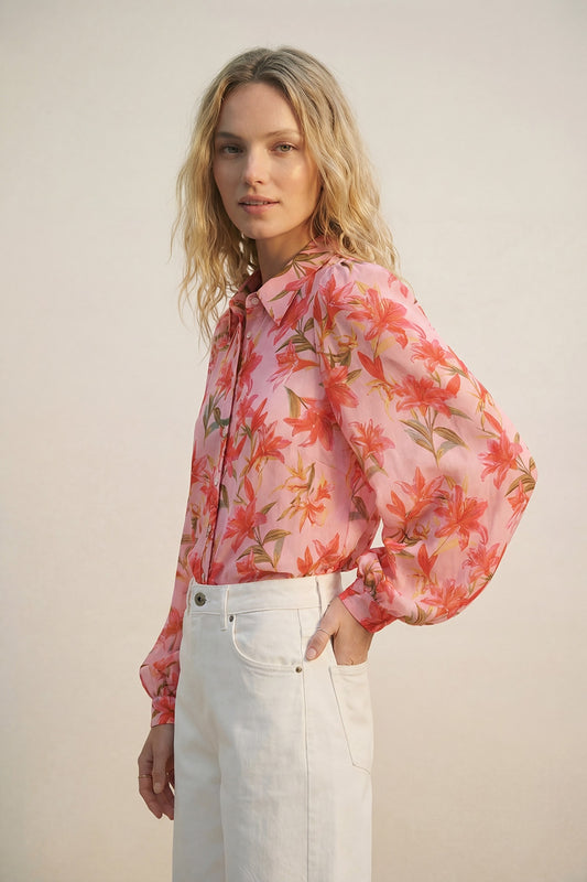 Q2 Blusa rosa con stampa floreale e bottoni maniche a palloncino in chiffon