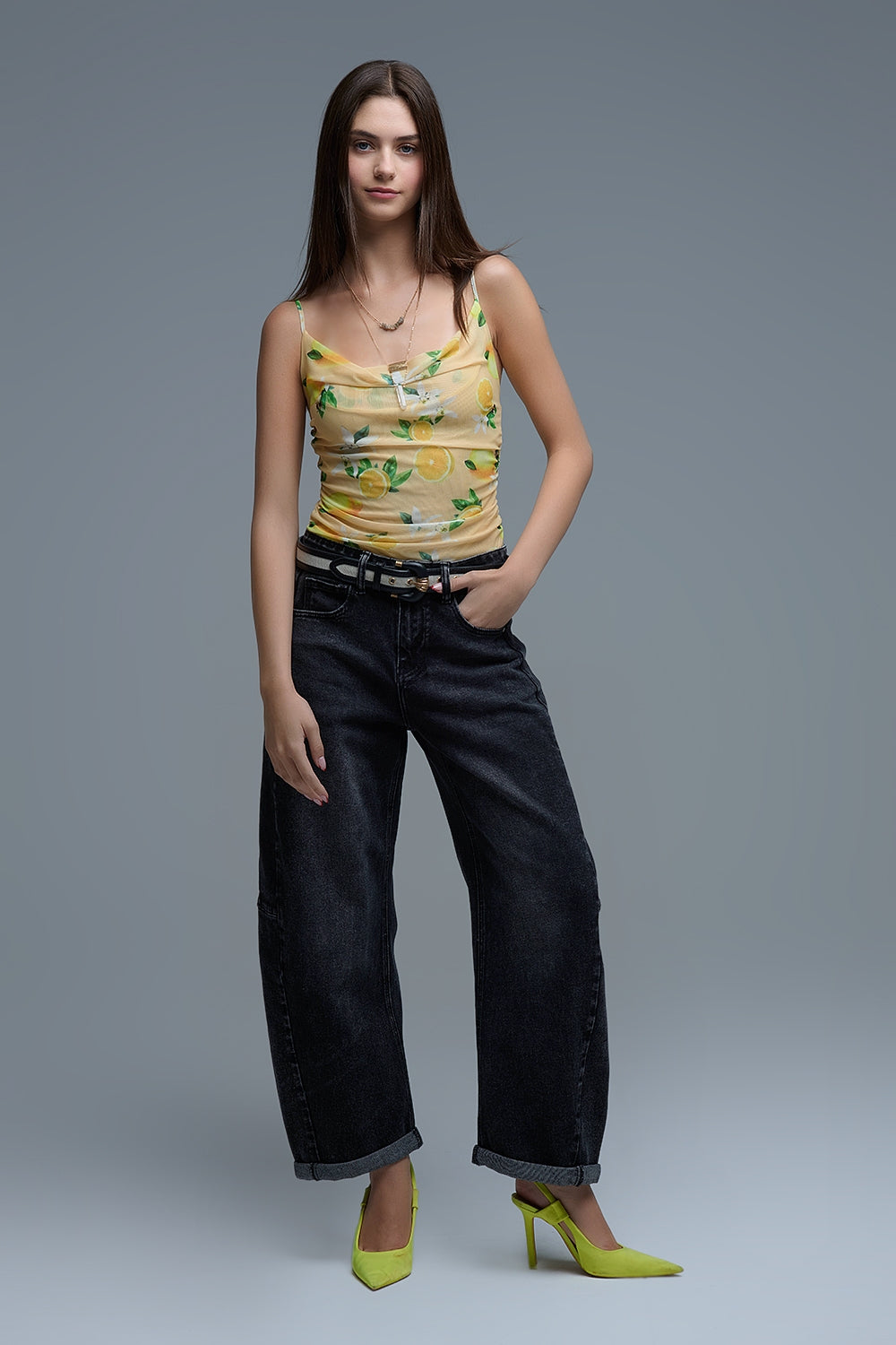 Body top giallo con stampa di limoni in tessuto a rete