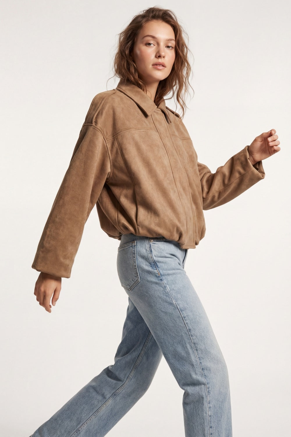 Q2 Bomber cropped con effetto scamosciato