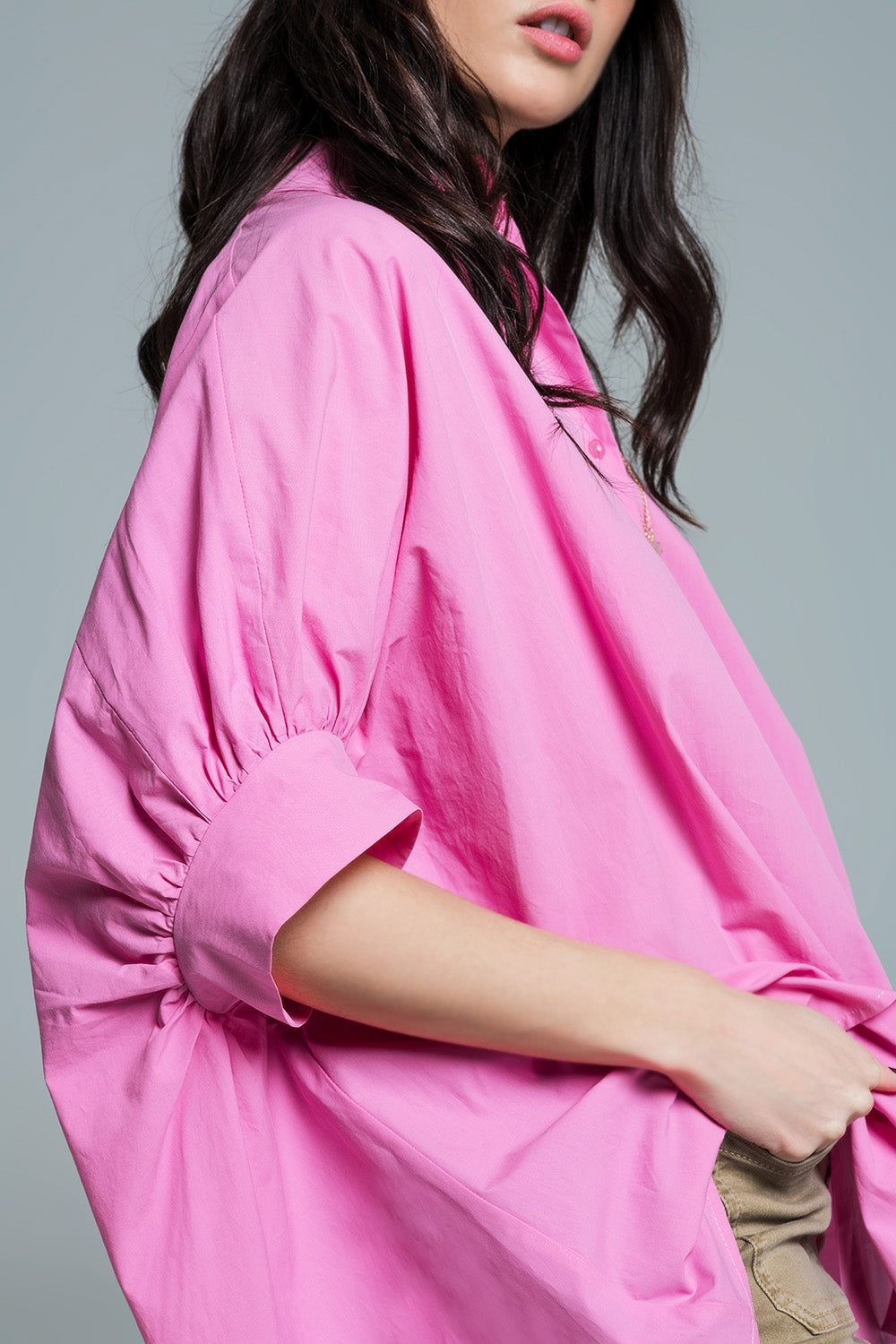 Camicetta rosa oversize con maniche corte