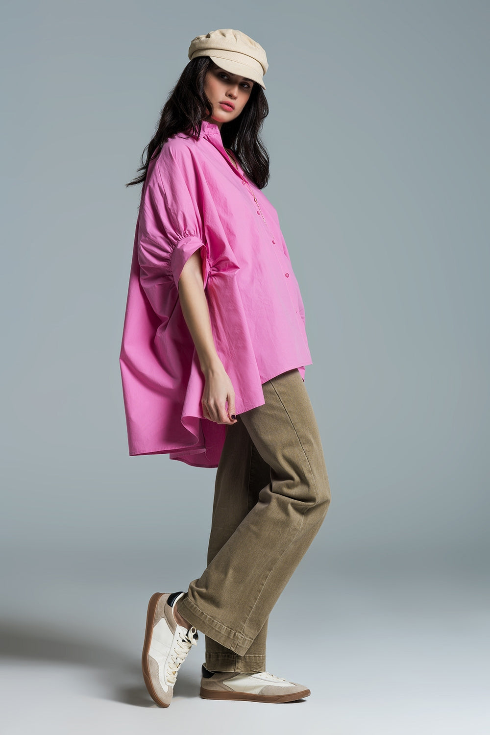 Camicetta rosa oversize con maniche corte