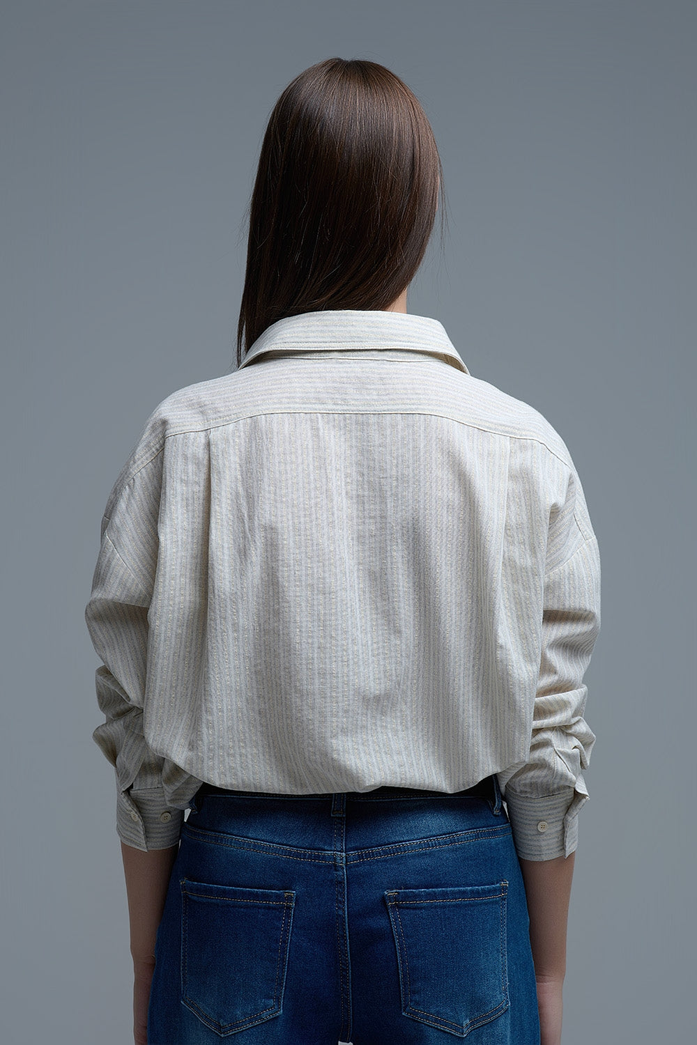 Camicia a righe rilassata con tasche sul petto oversize