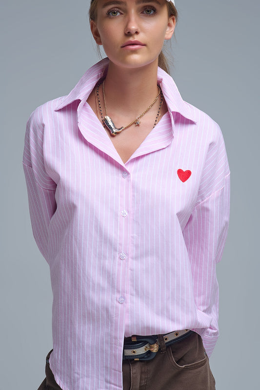 Q2 Camicia a righe rosa con ricamo a cuore rosso